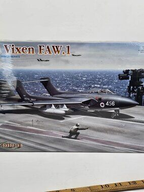 SEALED Cyber Hobby Sea Vixen FAW.1 1/72 Golden Wings Series Royal Navy Model Kit